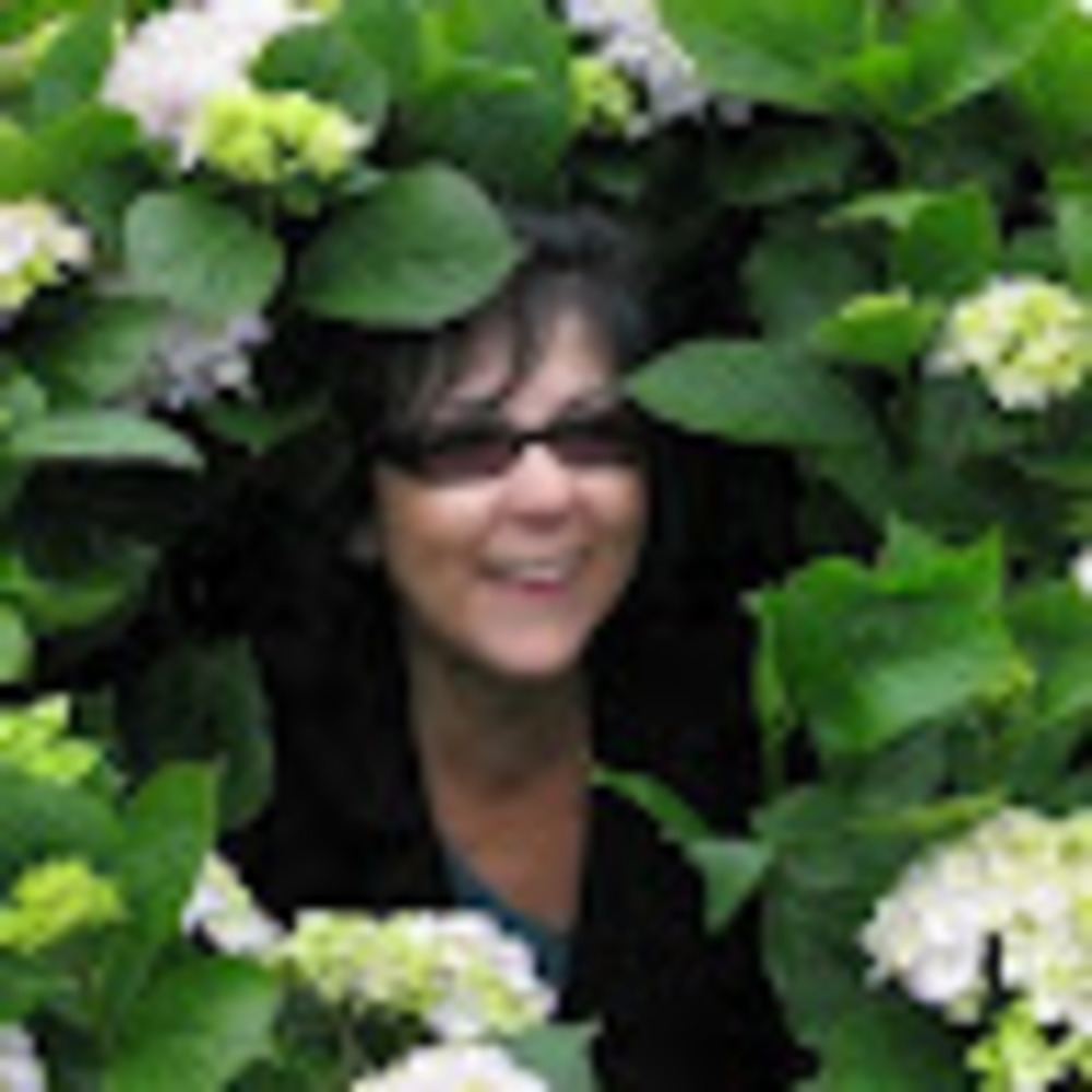 Meet your Posher, Manuela